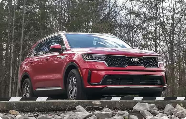 2023 Kia Sorento Hybrid Review: Big Vehicle With Small-Vehicle Fuel Economy